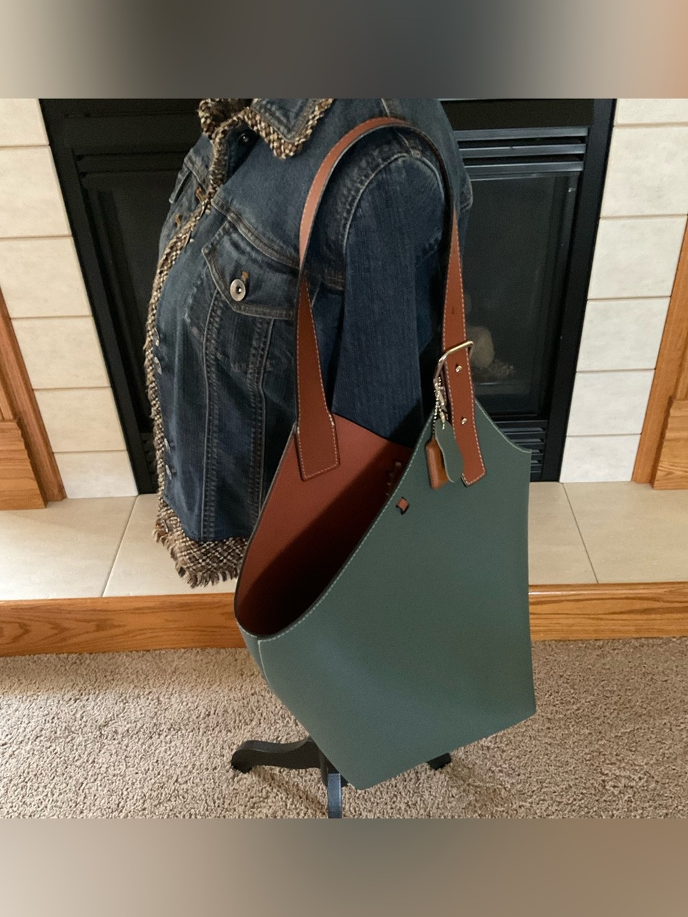 Maison de Beaute Asymmetrical Shoulder Bag Tote w/Feet